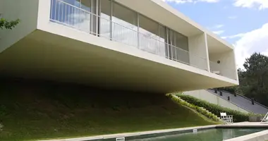 Villa 4 bedrooms in All countries