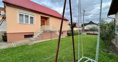 3 room house in Ebes, Hungary