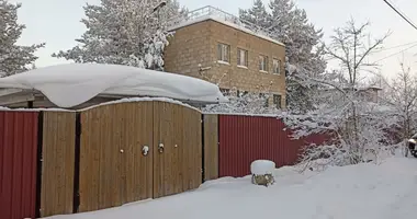 Casa 4 habitaciones en Pudomyagskoe selskoe poselenie, Rusia