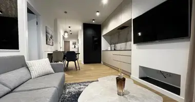 Wohnung 4 zimmer in Warschau, Polen
