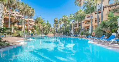 Apartamento 2 habitaciones en San Pedro Alcantara, Španjolska