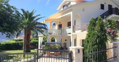 4 bedroom house in Prcanj, Montenegro