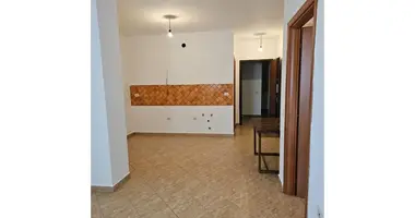 Mieszkanie 2 pokoi w Tirana Municipality, Albania