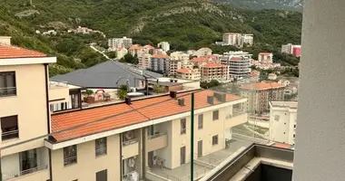 Wohnung 3 Zimmer in Becici, Montenegro