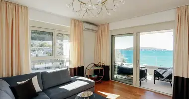 Mieszkanie 3 pokoi w Rafailovici, Czarnogóra