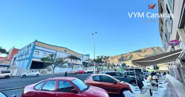 Apartamento 6 habitaciones en Adeje, Španjolska