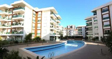 2 bedroom apartment in Konyaalti, Turkey