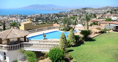 6 bedroom house in Malaga, Spain
