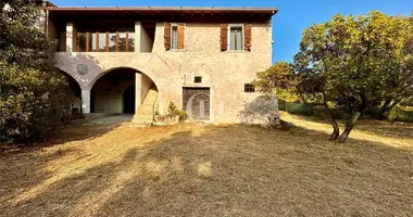 Haus 8 Zimmer in Roe Volciano, Italien