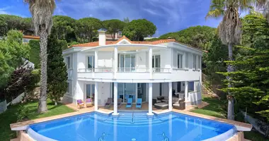 Villa in Lloret de Mar, Spain