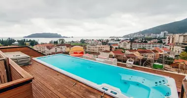 Penthouse 3 bedrooms with Double-glazed windows, with Furnitured, with Elevator in Budva, Montenegro