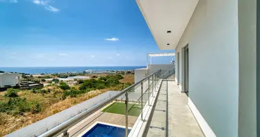 3 bedroom house in Chloraka, Cyprus