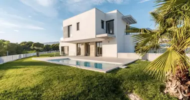 Villa  mit Garten, mit Privatpool, in der Nähe von Schulen in Finestrat, Spanien