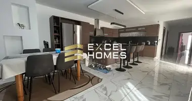 3 bedroom apartment in Santa Venera, Malta