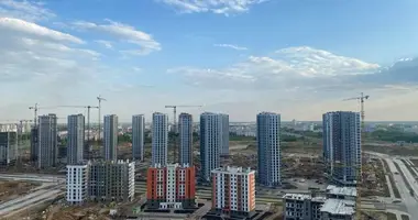 Apartamento 3 habitaciones en Minsk, Bielorrusia