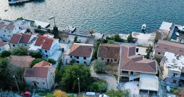 4 bedroom house in Bijela, Montenegro