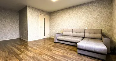 1 room apartment in Samokhvalovichi, Belarus