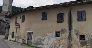 Haus in Cesiomaggiore, Italien