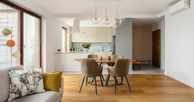 Wohnung 3 zimmer in Warschau, Polen