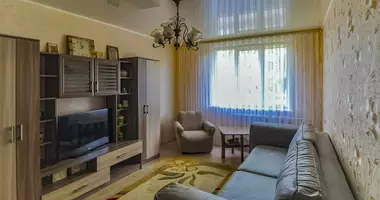 Apartamento 3 habitaciones en Zhodino, Bielorrusia