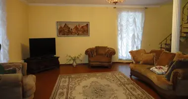 5 room house with parking, with Balcony, with Terrace in Riga, Latvia