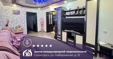 Apartamento 3 habitaciones en Saligorsk, Bielorrusia