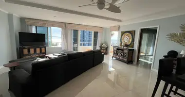 Condo 2 bedrooms with Balcony, with Elevator, with Air conditioner in Na Kluea, Thailand