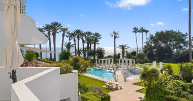 Mieszkanie 2 pokoi w Estepona, Hiszpania