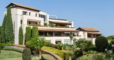 Mieszkanie 4 pokoi w Marbella, Hiszpania