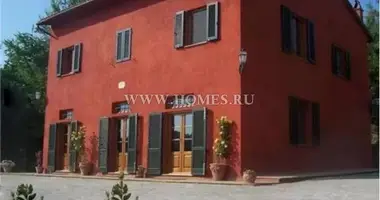 4 bedroom house in Pisa, Italy