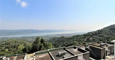 Casa 4 habitaciones en Yanik, Turquía