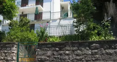 Mieszkanie 3 pokoi w Przno, Czarnogóra