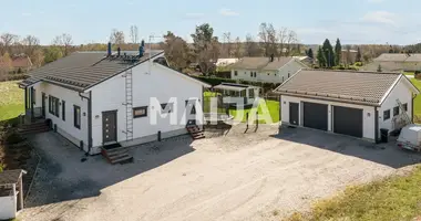 Dom 5 pokojów w Salonkyla, Finlandia