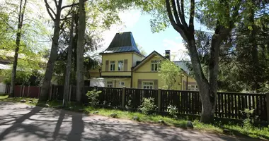 Dom 4 pokoi w Jurmała, Łotwa