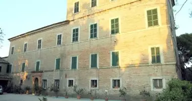Willa 37 pokojów w Terni, Włochy