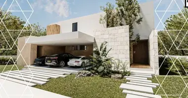 3 bedroom house in Yucatan Country Club, Mexico