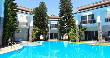 Villa 4 zimmer in Muratpasa, Türkei