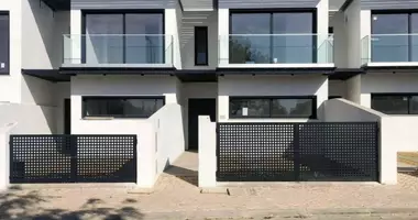 Villa  con aparcamiento, con Balcón, con Aire acondicionado en Quelfes, Portugal