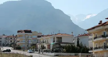 Terrain dans demos diou - olympou, Grèce