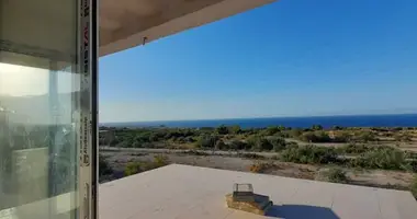 Villa 3 chambres avec Vue sur la mer, avec Terrasse, avec Vue sur la montagne dans Agios Epiktitos, Chypre du Nord