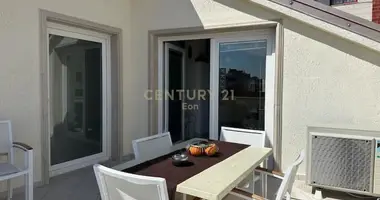 Villa 7 chambres avec Fenêtres double vitrage, avec Balcon, avec Meublesd dans Durres, Albanie