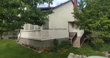 2 room house in Nemesgulacs, Hungary