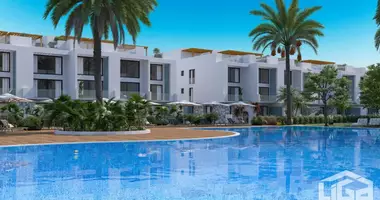 Дуплекс 4 комнаты с бассейном, с сауной, с крытым бассейном в Akrotiri, Кипр