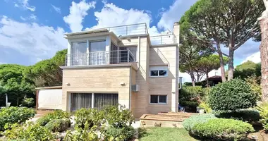 Villa in Lloret de Mar, Spanien