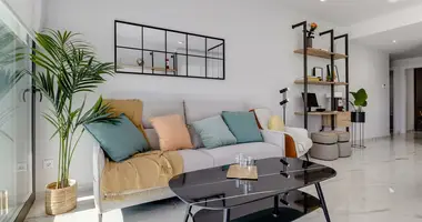 Ático 2 habitaciones con terraza, con sauna en Orihuela, España