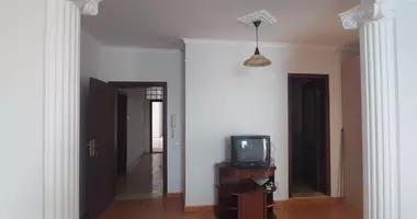 Mieszkanie 3 pokoi w Golem, Albania