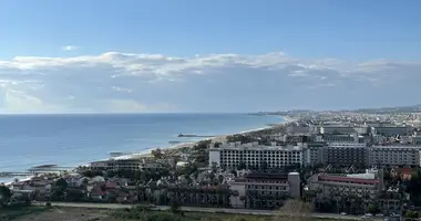 Wohnung 4 zimmer in Alanya, Türkei