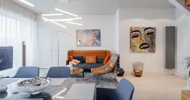 Apartamento 4 habitaciones en Riga, Letonia