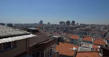 Mieszkanie 4 pokoi z parking, z Wycieczka online w Stambuł, Turcja