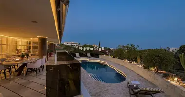 5 bedroom house in Malaga, Spain